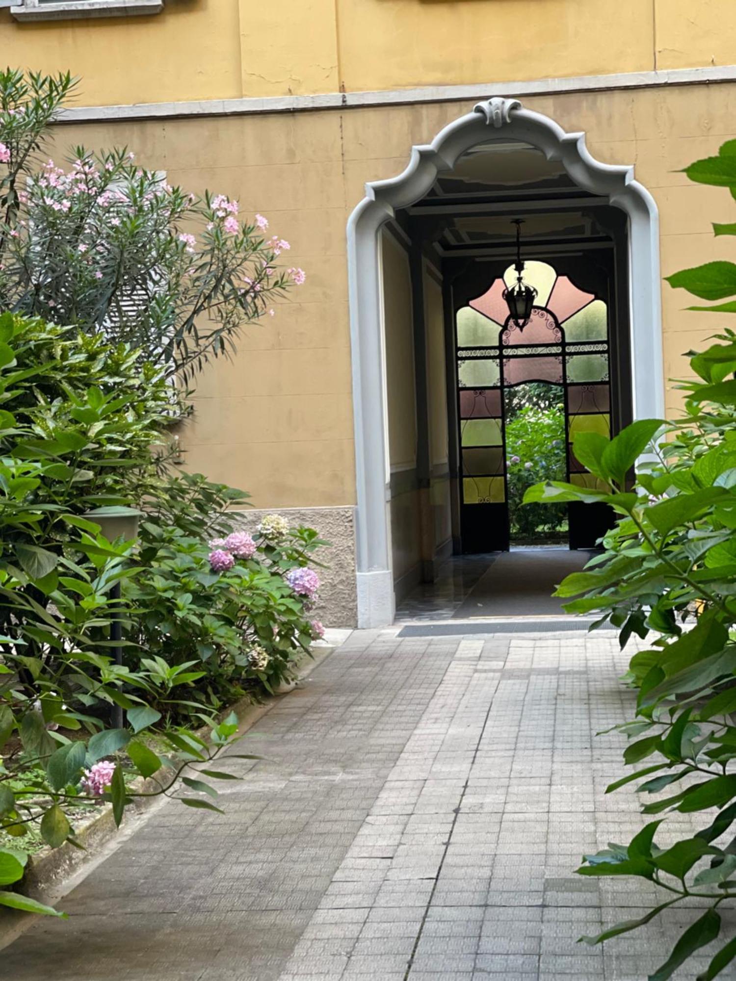 A 5 Minuti Dal Centro Di Di Anita E Marco Appartamento Milano